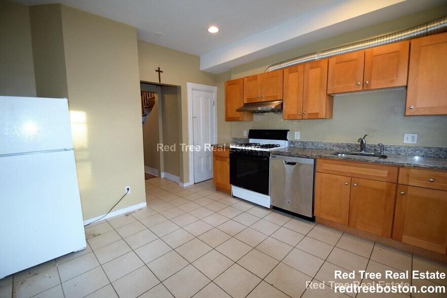 Building Photo - 6 Haskell St