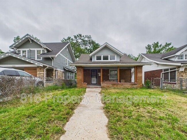 Building Photo - 5611 Olive St