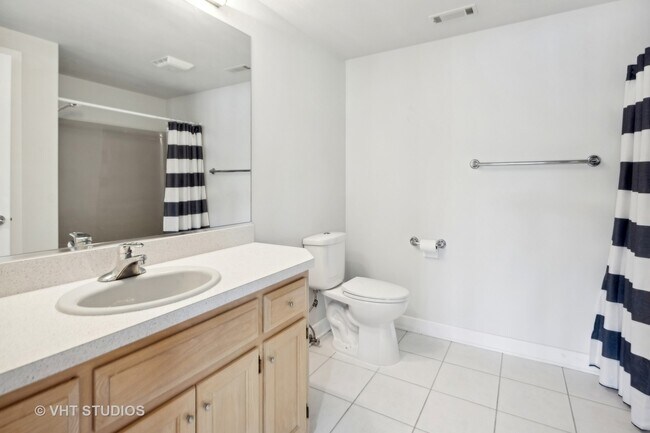 Building Photo - 13161 Wood Duck Dr
