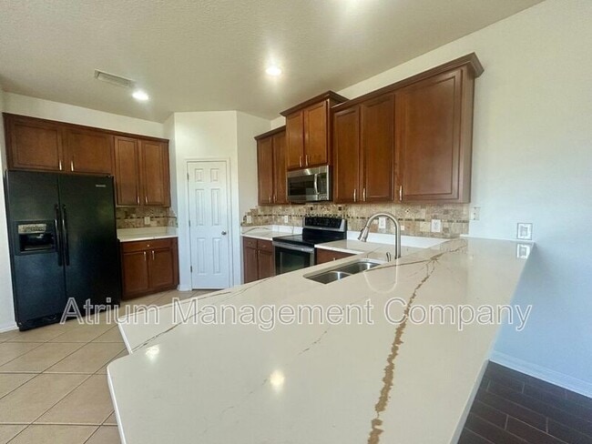 Building Photo - 12805 Avelar Manor Pl