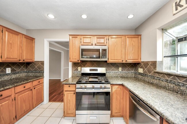 Building Photo - 4907 Echo Falls Dr