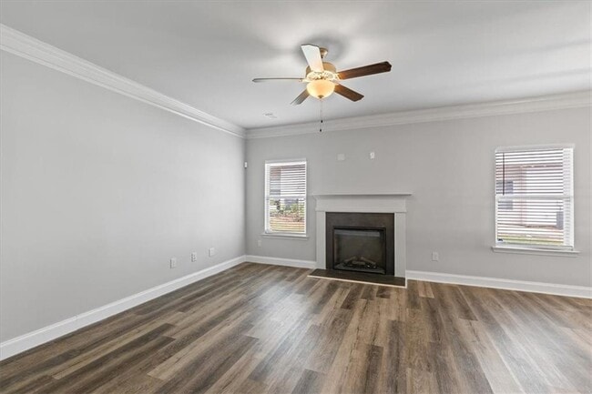Building Photo - 360 Turtle Creek Dr