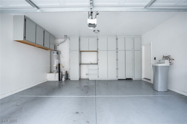 Building Photo - 4180 Swept Plains St