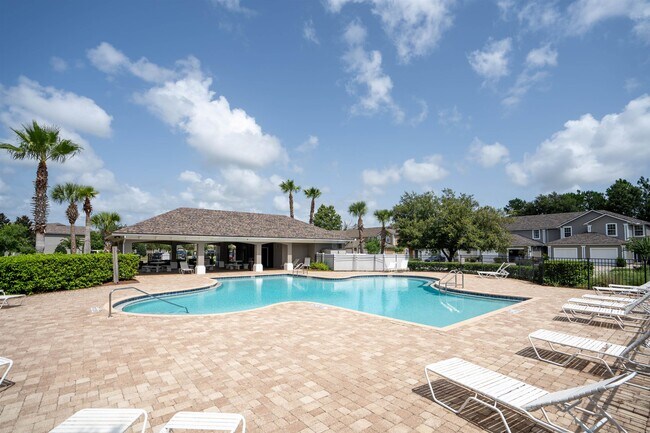 Building Photo - 313 Scrub Jay Dr