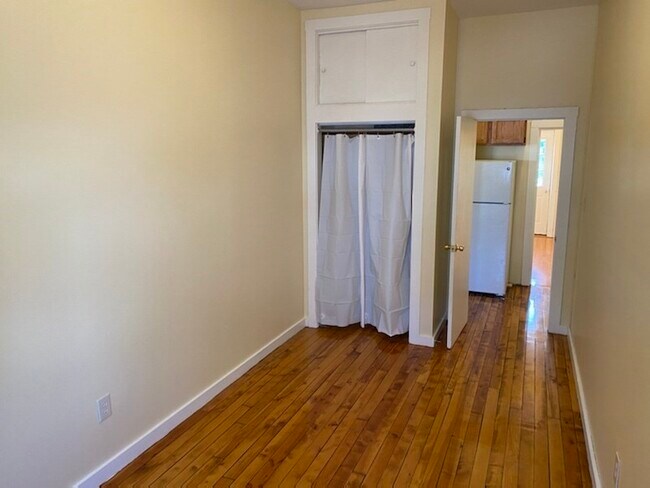 Building Photo - 79 Hawley St