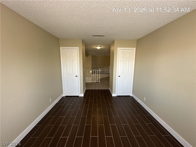 Building Photo - 115 Hanover Dr