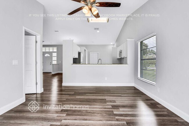 Building Photo - 1042 Covington St