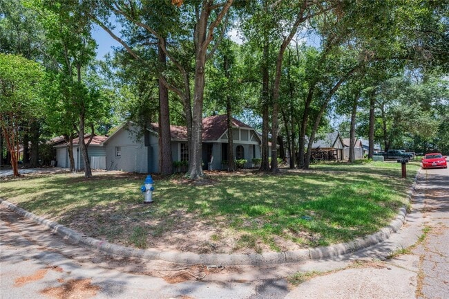 Building Photo - 201 S Ridgeway Dr