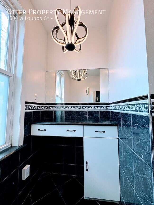 Building Photo - 1500 W Loudon St