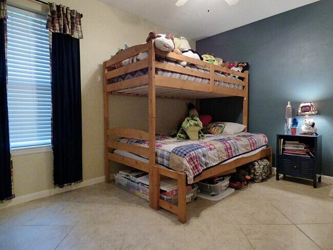 Building Photo - 20726 Redbud Trail