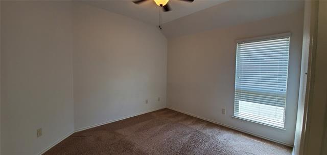 Building Photo - 929 Lake Woodland Dr