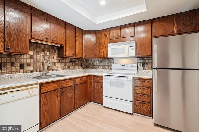 Building Photo - 8021 Bethelen Woods Ln