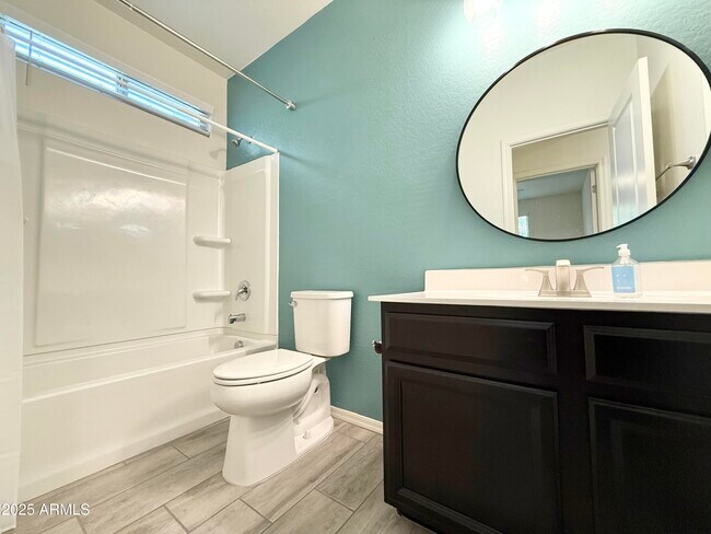 Building Photo - 16525 W Jenan Dr