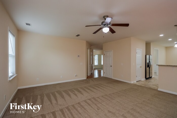 Building Photo - 30 Wellstone Pl