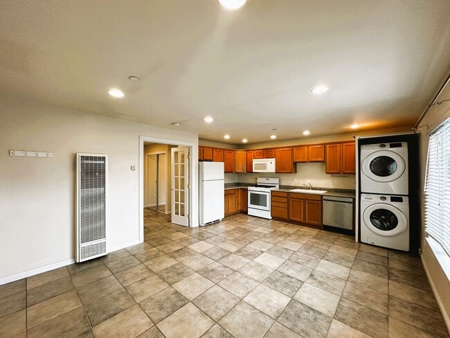 Building Photo - 705 Carlin Ct