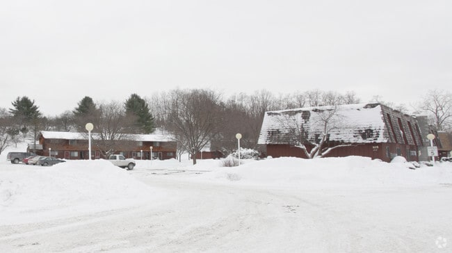 Building Photo - Hammerstone Village Apartments