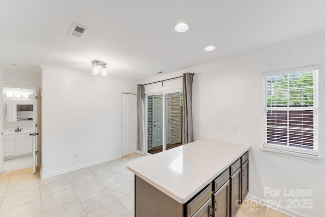 Building Photo - 5670 Prescott Ct