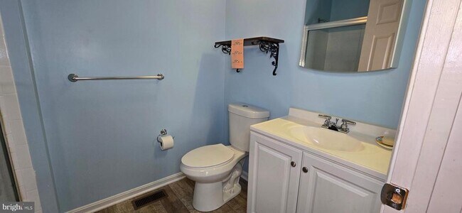 Building Photo - 1526 Palm Ct