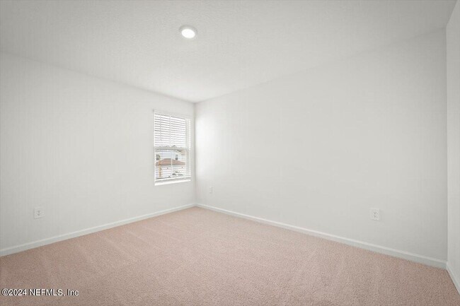 Building Photo - 38 Tidal Bch Ave