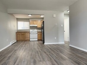 Building Photo - 4226 Forrest Hill Rd