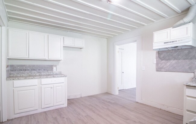 Building Photo - 1911 22nd St