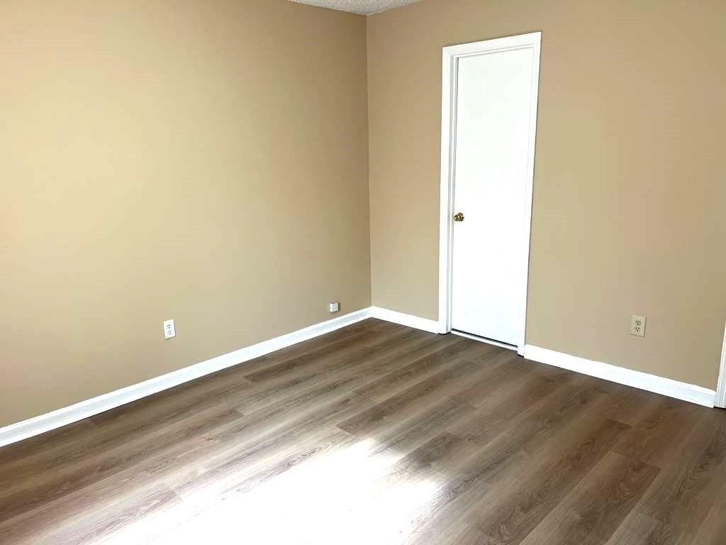 Building Photo - 8034 S Bay Ct