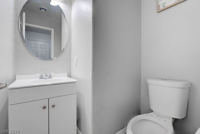 Building Photo - 6469 Abbey Door Ct