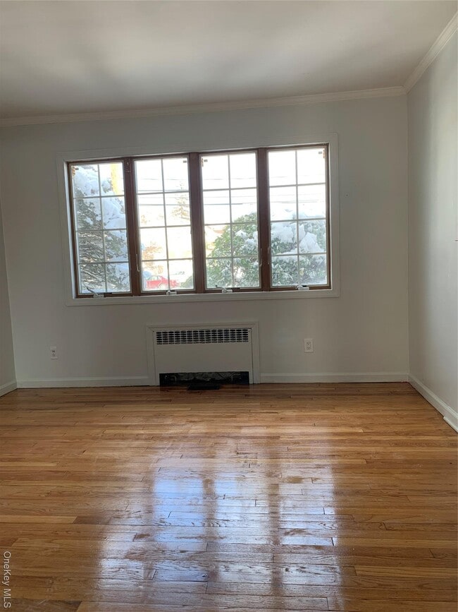 Building Photo - 336 Scranton Ave