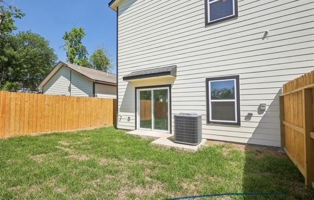 Building Photo - 4514 Galesburg St