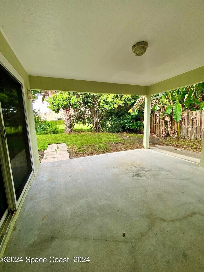 Building Photo - 190 Richards Rd