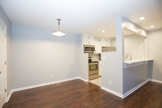 Building Photo - "Charming Studio Retreat with Modern Comforts in Vass, NC!"