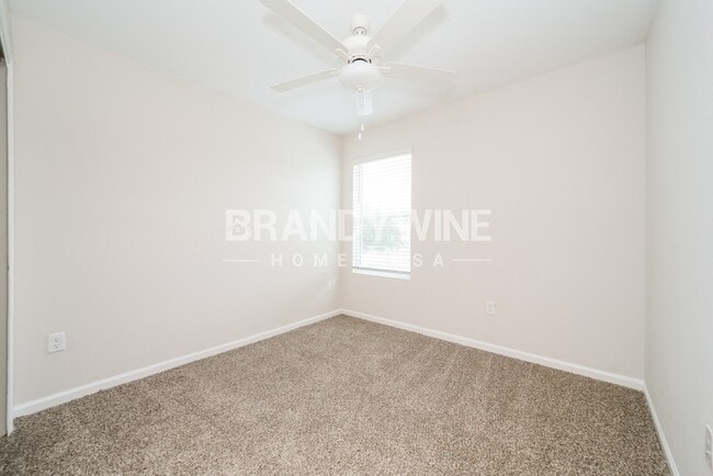 Building Photo - 459 Terabithia Wy