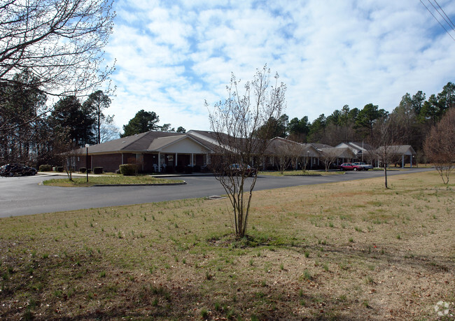 Building Photo - Bennetts Pointe Apartments