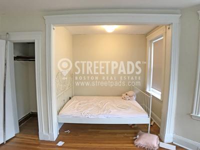 Building Photo - bedroom in Boston MA 02215