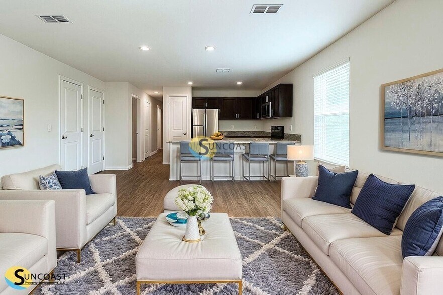 Building Photo - 6408 Sweetbay Ln