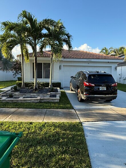 Primary Photo - 17442 SW 21st Ct
