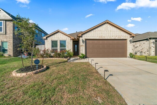 Building Photo - 15111 Longleaf Frst Dr