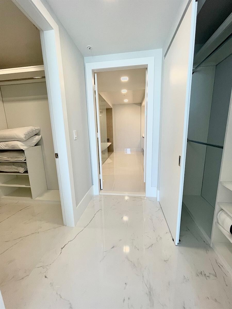 Building Photo - 330 Sunny Isles Blvd