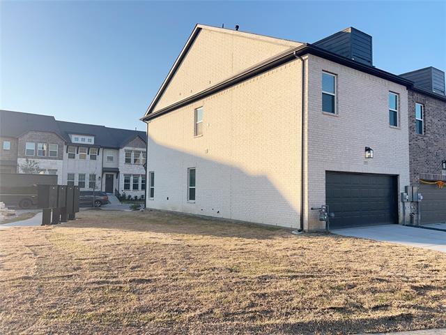 Building Photo - 2212 Adena Spgs Dr