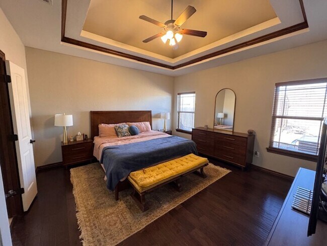 Building Photo - 3 bed plus office , 3 car garage with storm shelter, shop with electric and covered patio in Moor...