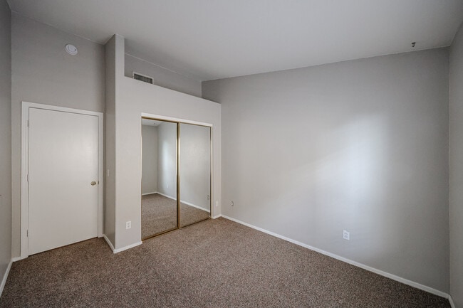 Building Photo - 14707 W Lupine Ln