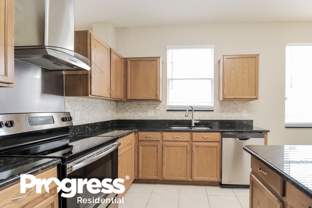 Building Photo - 14742 Stonebriar Way