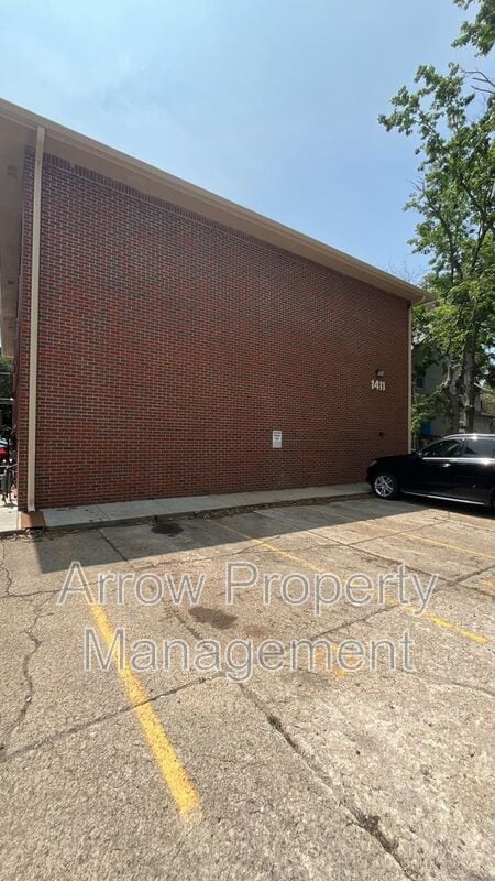 Building Photo - 1411 D St