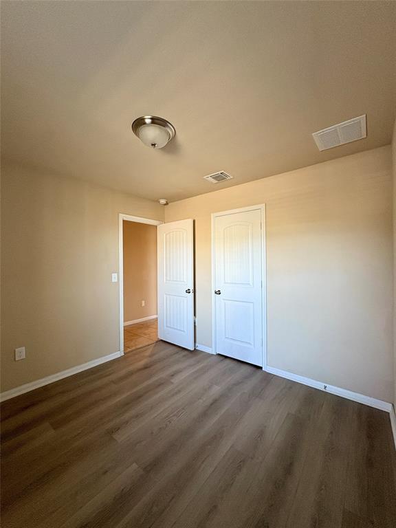 Building Photo - 2011 Langdale Ln