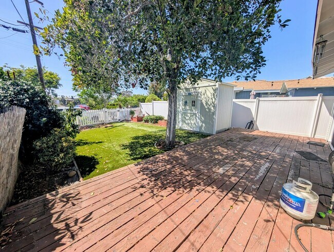 Building Photo - 4778 W Mountain View Dr