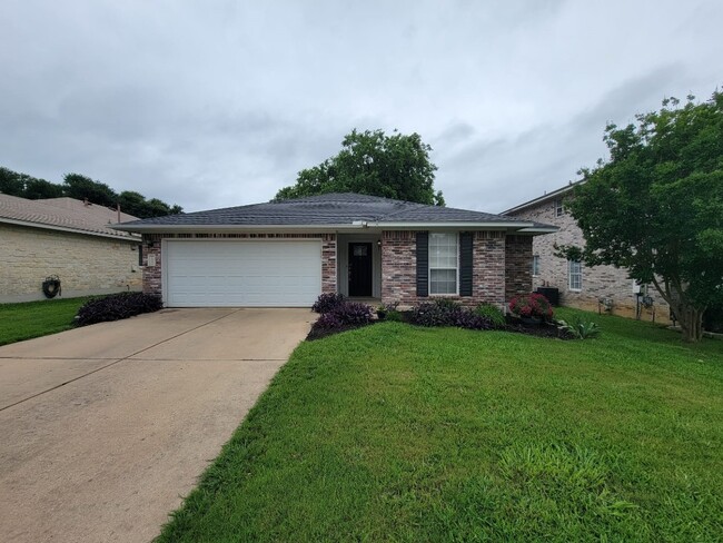 Building Photo - 1803 Ascot Ln