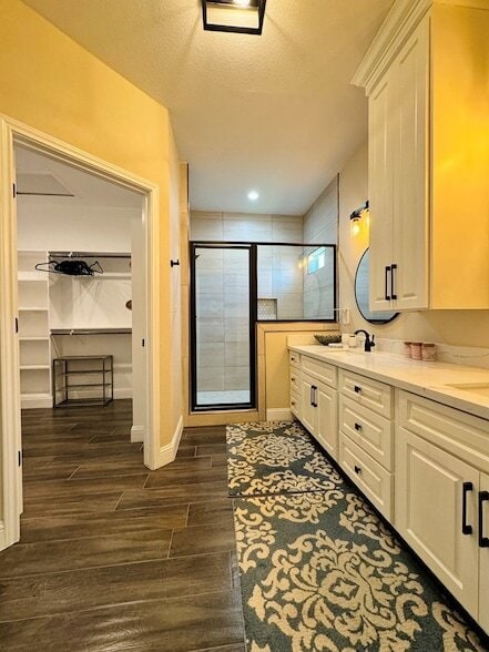 Building Photo - 2301 Lemonwood St