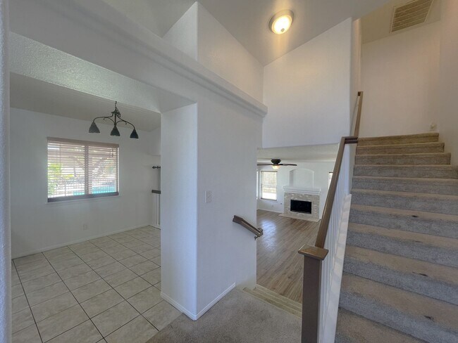 Building Photo - Available Now Palmdale 4 Bedroom + 3 Bathr...