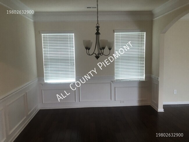 Building Photo - 7711 Kelburn Ln