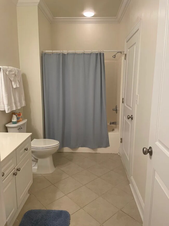 Building Photo - 2 Bed, 2 Bath Apartment on the River - Furnhsied Rental